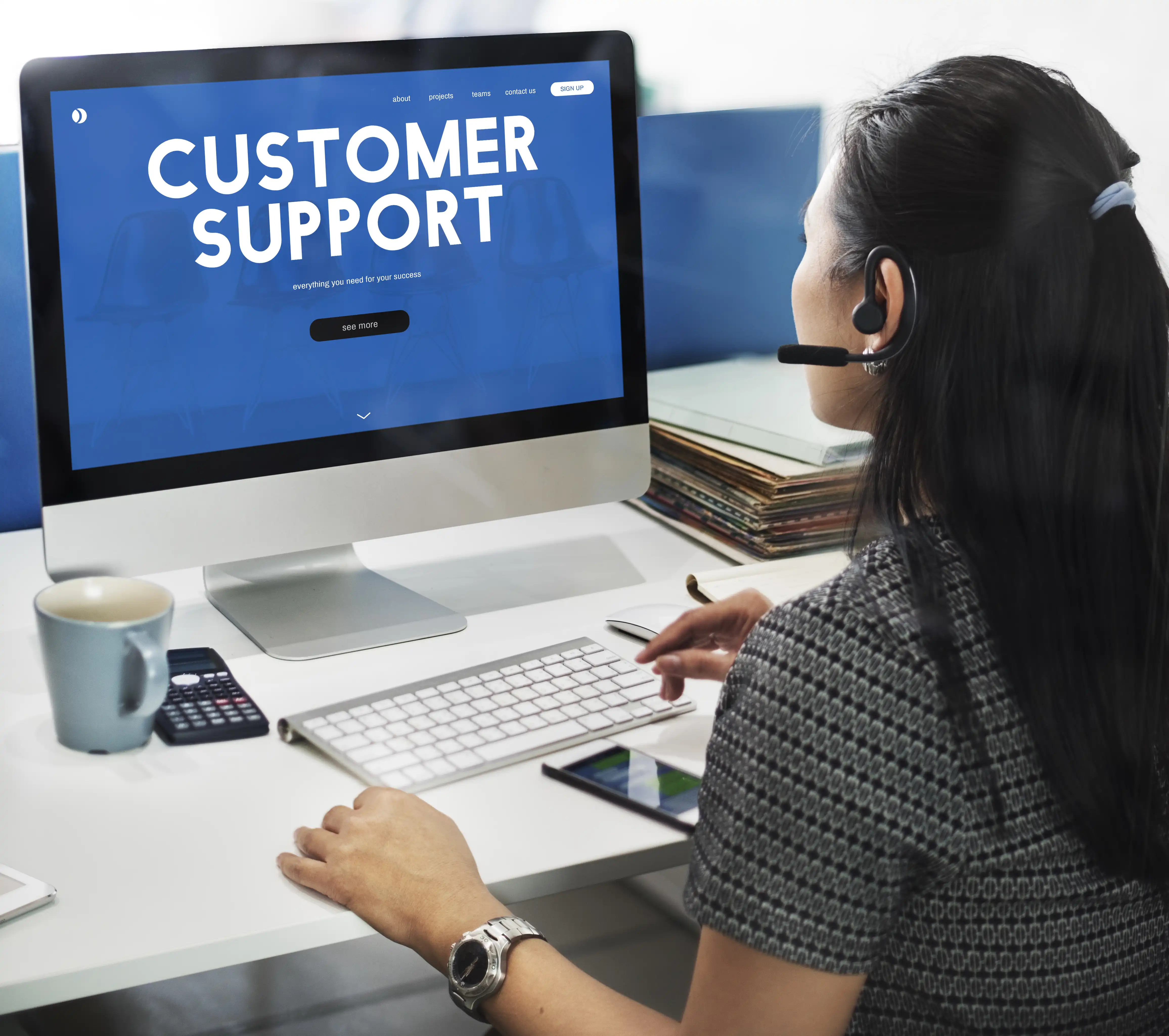 Customer Support & CX Management